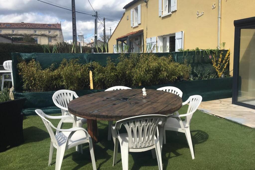 Magnifique Maison 80M² Avec Exterieur Saint-Michel-le-Cloucq المظهر الخارجي الصورة
